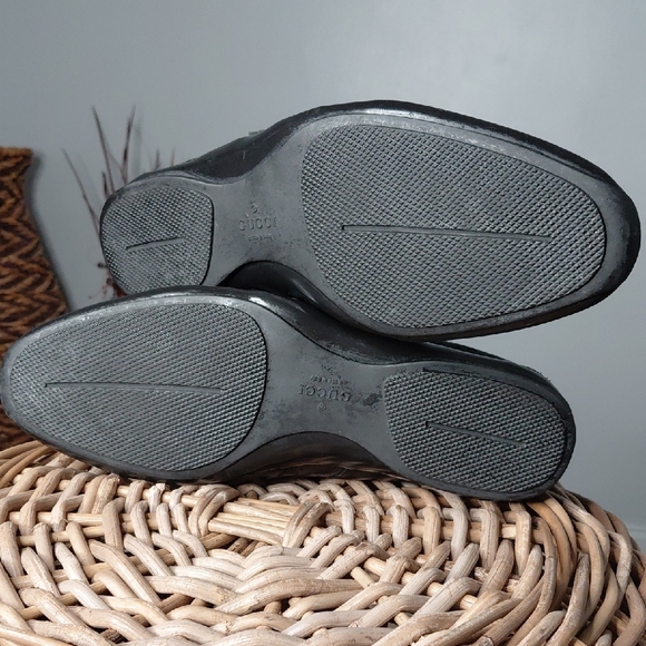 Gucci Men’s Black Leather & Monogram Velcro Loafers - Picture 7 of 8